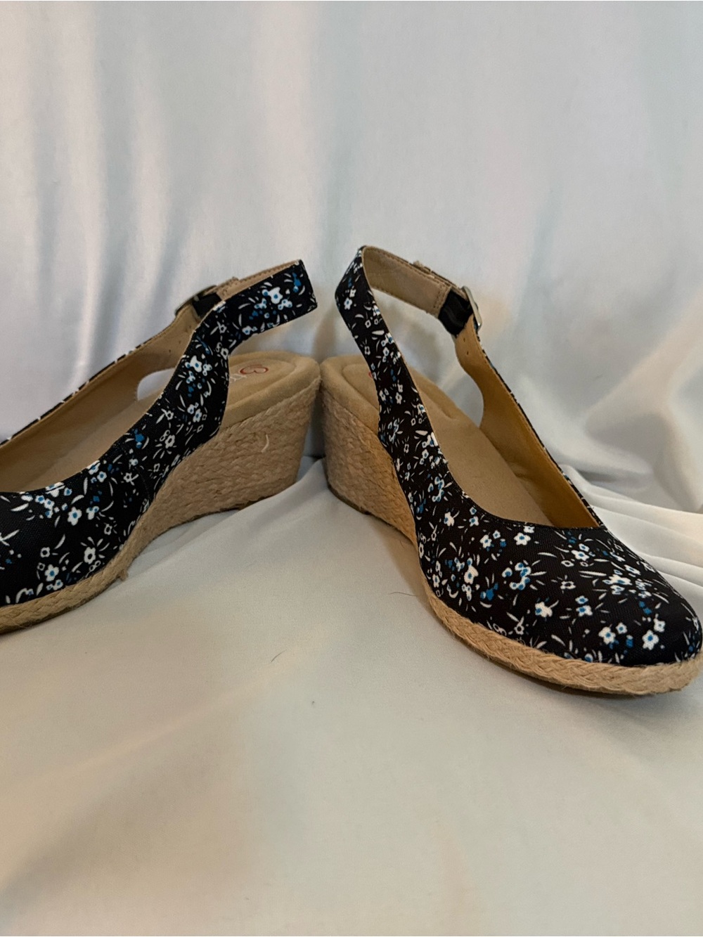 Wedge Espadrille Slingback in Blue Floral New Never Worn
